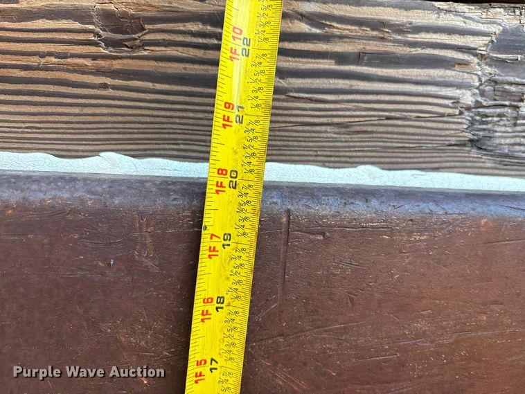 image for item EE4048 Roll-off dumpster