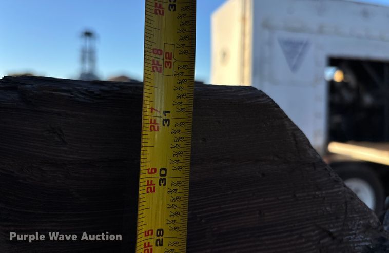 image for item EE4048 Roll-off dumpster