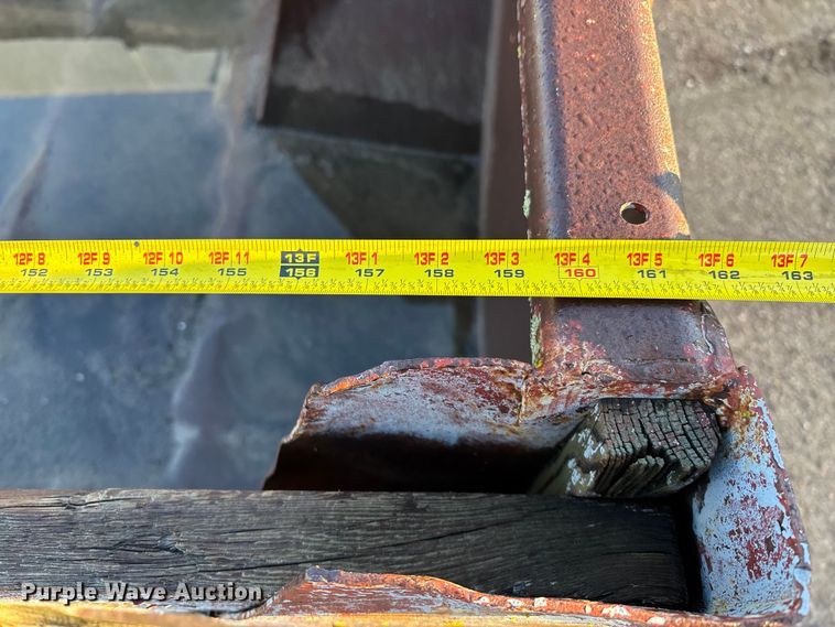 image for item EE4048 Roll-off dumpster