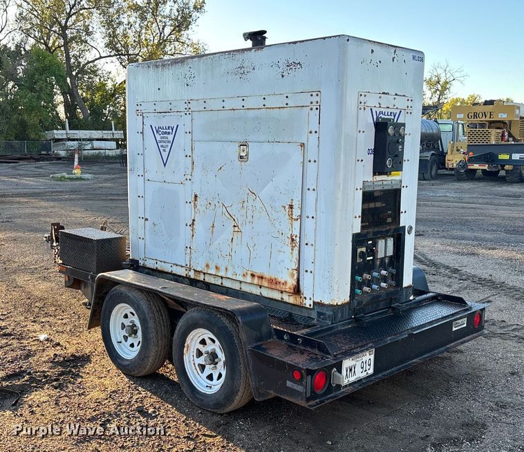 image for item EE4050 Weber generator