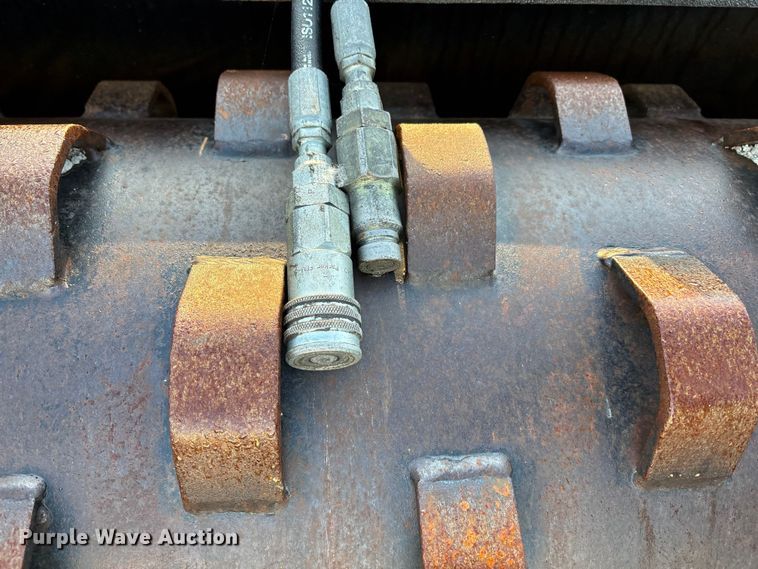 image for item EE4051 John Deere HE200  skid steer vibratory drum roller