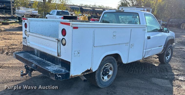 image for item EE4052 1999 Chevrolet K2500 utility bed pickup truck