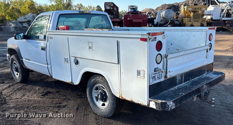 image for item EE4052 1999 Chevrolet K2500 utility bed pickup truck