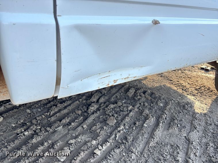 image for item EE4052 1999 Chevrolet K2500 utility bed pickup truck