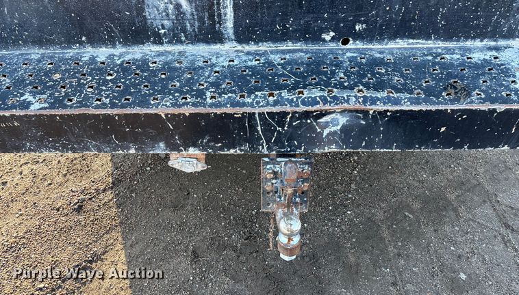 image for item EE4052 1999 Chevrolet K2500 utility bed pickup truck