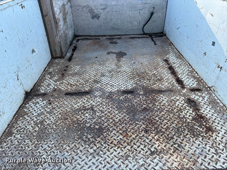 image for item EE4052 1999 Chevrolet K2500 utility bed pickup truck