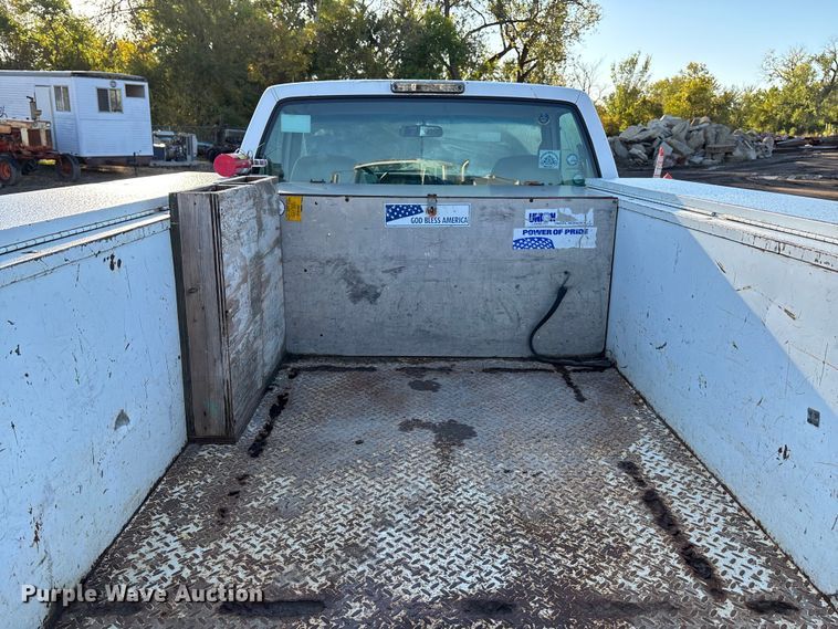 image for item EE4052 1999 Chevrolet K2500 utility bed pickup truck