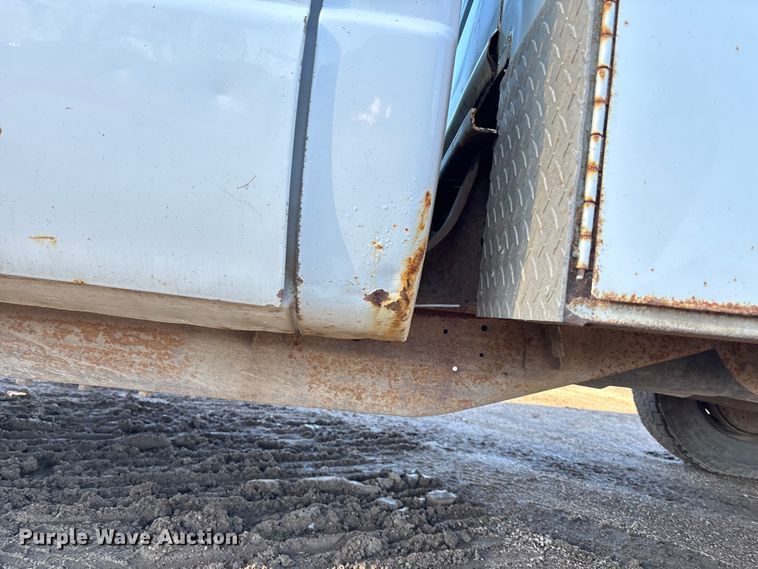 image for item EE4052 1999 Chevrolet K2500 utility bed pickup truck