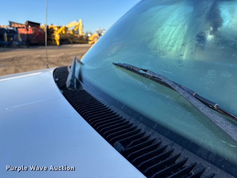 image for item EE4052 1999 Chevrolet K2500 utility bed pickup truck