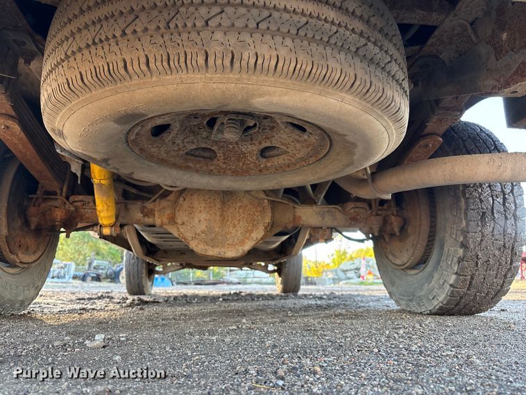 image for item EE4052 1999 Chevrolet K2500 utility bed pickup truck