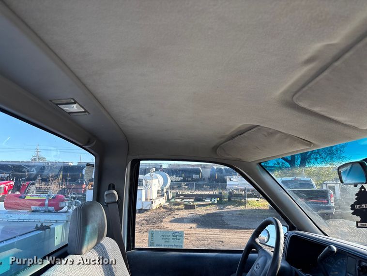 image for item EE4052 1999 Chevrolet K2500 utility bed pickup truck