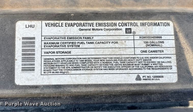 image for item EE4052 1999 Chevrolet K2500 utility bed pickup truck