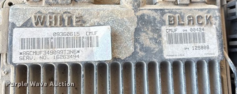 image for item EE4052 1999 Chevrolet K2500 utility bed pickup truck