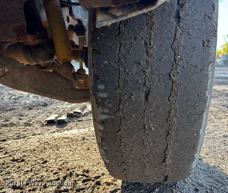 image for item EE4052 1999 Chevrolet K2500 utility bed pickup truck