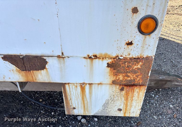 image for item EE4054 Terex Telelect IN04664 utility / service bed