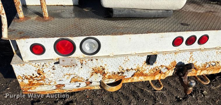 image for item EE4054 Terex Telelect IN04664 utility / service bed