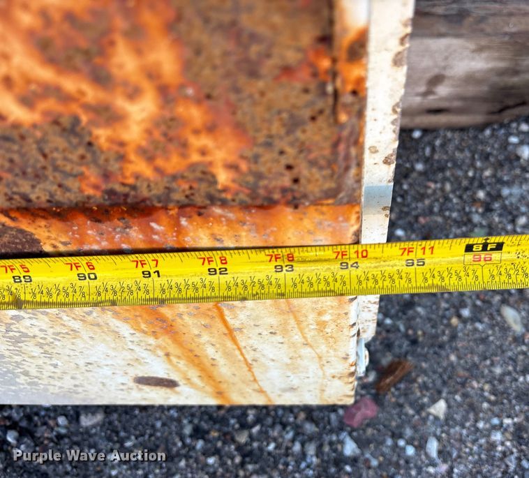 image for item EE4054 Terex Telelect IN04664 utility / service bed