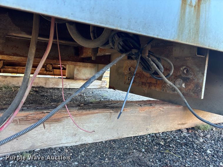 image for item EE4054 Terex Telelect IN04664 utility / service bed