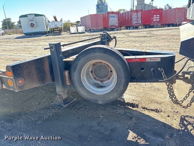 image for item EE4056 2016 Felling Trailers FT-40-2 LP equipment trailer
