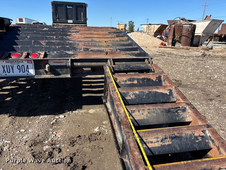 image for item EE4056 2016 Felling Trailers FT-40-2 LP equipment trailer