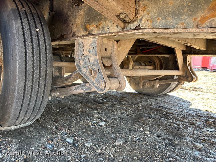 image for item EE4056 2016 Felling Trailers FT-40-2 LP equipment trailer