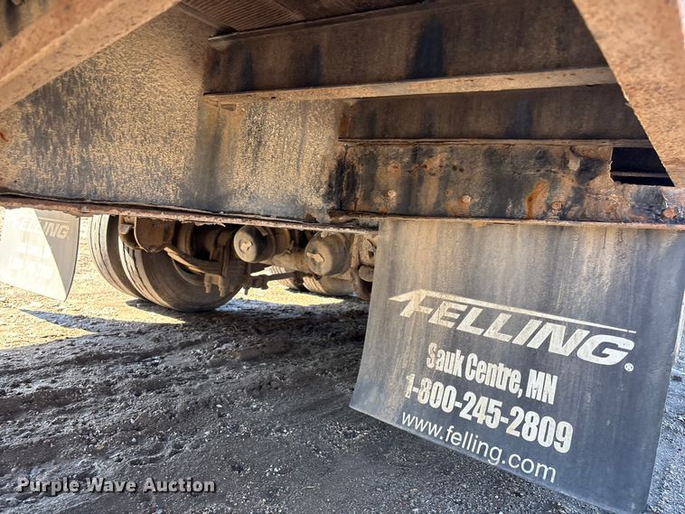 image for item EE4056 2016 Felling Trailers FT-40-2 LP equipment trailer