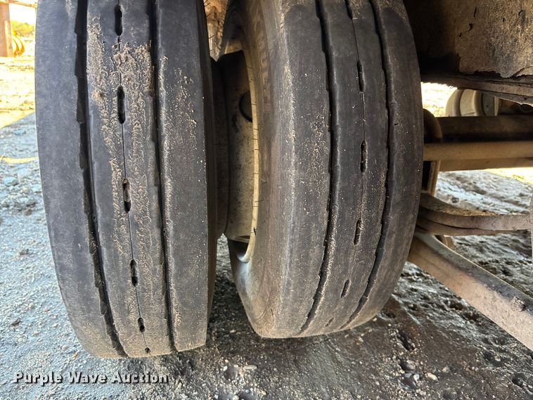 image for item EE4056 2016 Felling Trailers FT-40-2 LP equipment trailer