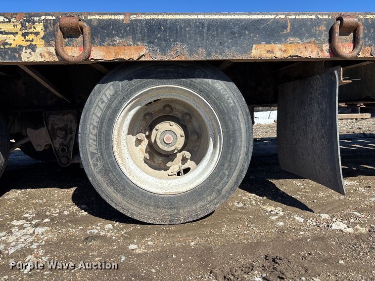 image for item EE4056 2016 Felling Trailers FT-40-2 LP equipment trailer