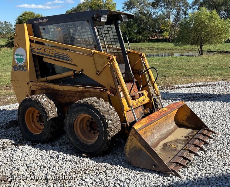 image for item EE4061 1996 Case 1845C skid steer loader