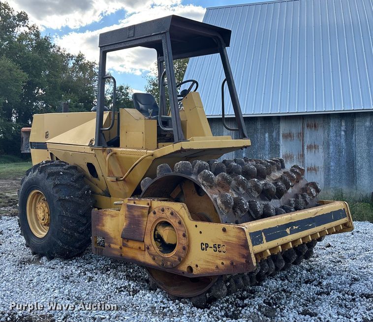 image for item EE4062 1986 Caterpillar CP-553 single drum vibratory roller