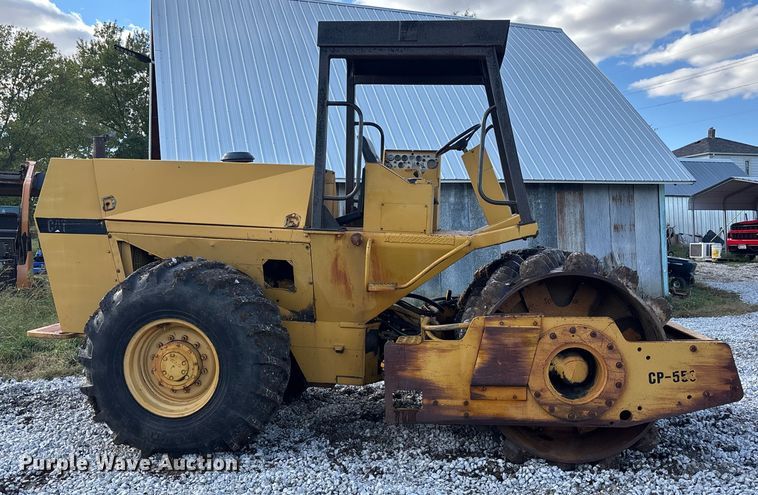 image for item EE4062 1986 Caterpillar CP-553 single drum vibratory roller