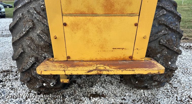 image for item EE4062 1986 Caterpillar CP-553 single drum vibratory roller