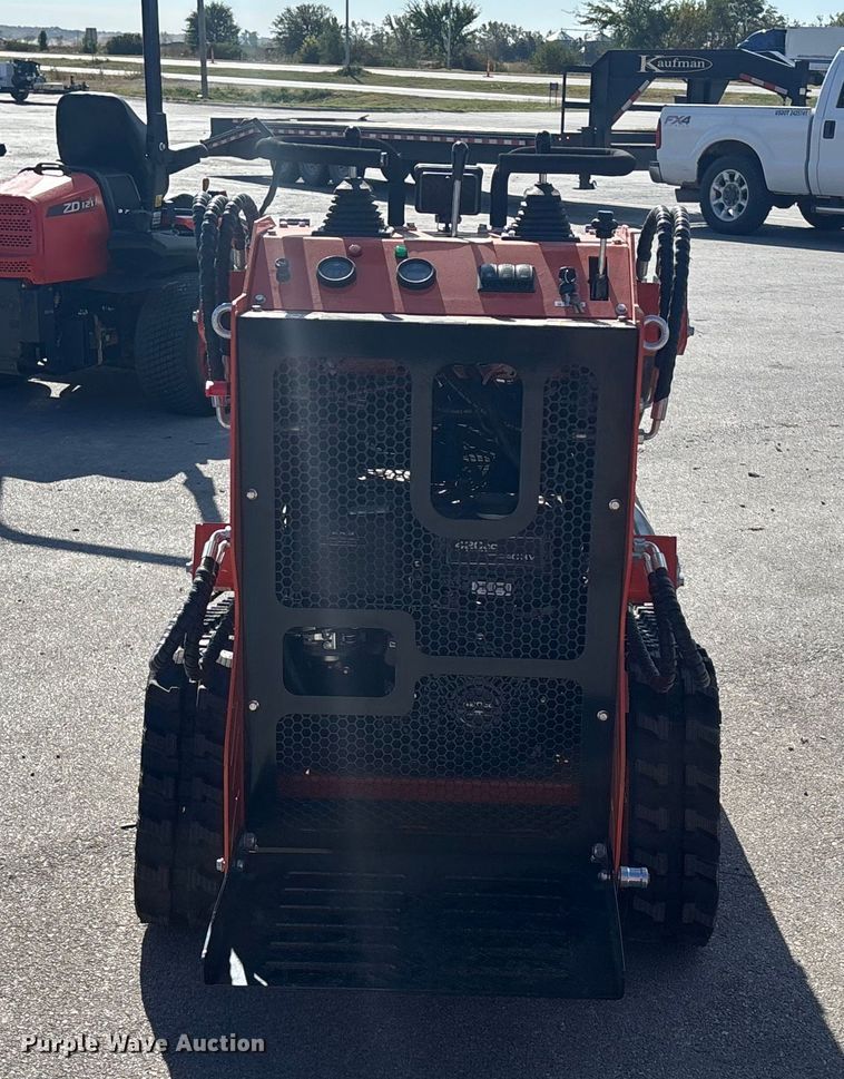 image for item EE4081 2025 SDLOOL SL36C compact utility loader