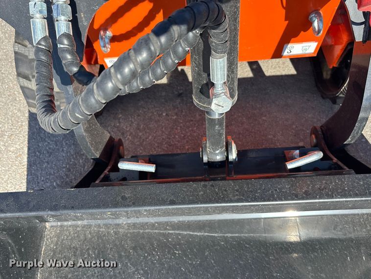 image for item EE4081 2025 SDLOOL SL36C compact utility loader