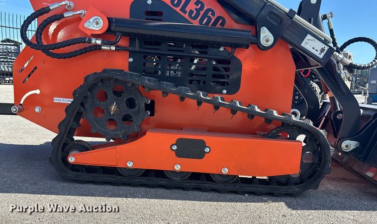 image for item EE4081 2025 SDLOOL SL36C compact utility loader