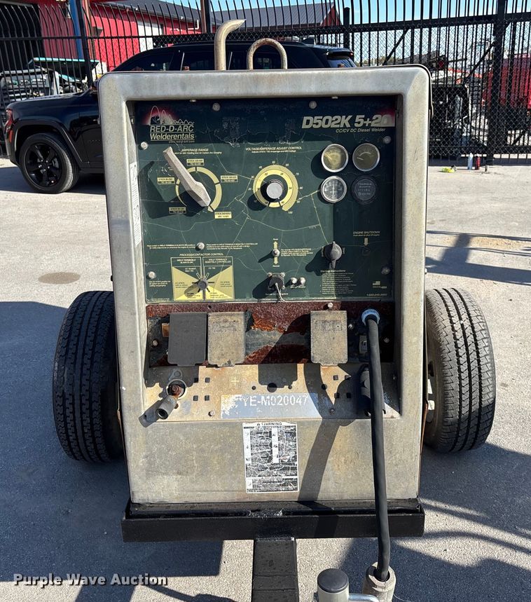 image for item EE4082 Miller D502K 5+20 CC/CV DC diesel welder welder/generator