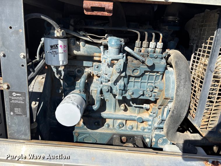 image for item EE4082 Miller D502K 5+20 CC/CV DC diesel welder welder/generator