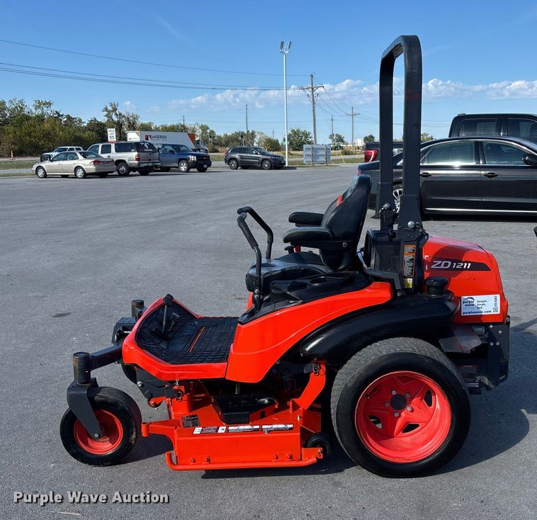 image for item EE4083 2023 Kubota ZD 1211 ZTR lawn mower