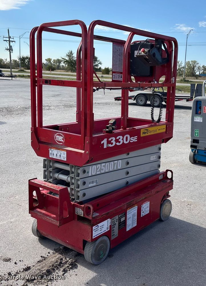 image for item EE4086 2018 MEC Ariel work platform 1330SE scissor lift