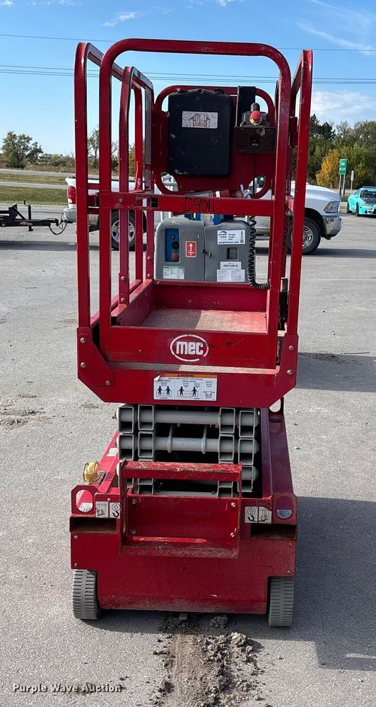 image for item EE4086 2018 MEC Ariel work platform 1330SE scissor lift