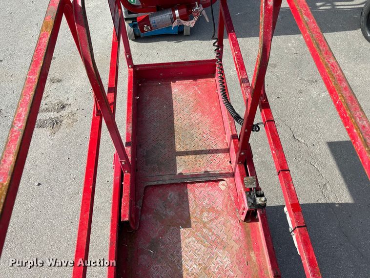 image for item EE4086 2018 MEC Ariel work platform 1330SE scissor lift