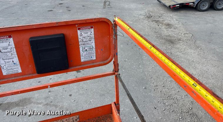 image for item EE4088 2018 Snorkel S4726E scissor lift