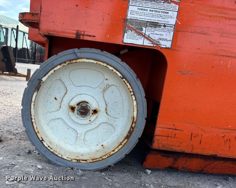 image for item EE4088 2018 Snorkel S4726E scissor lift