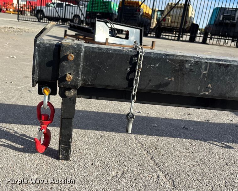 image for item EE4090 2025 GIYI GYSTB47 skid steer jib