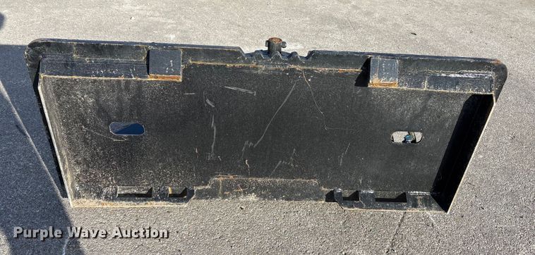 image for item EE4091 Kit containers QTTP skid steer tree puller