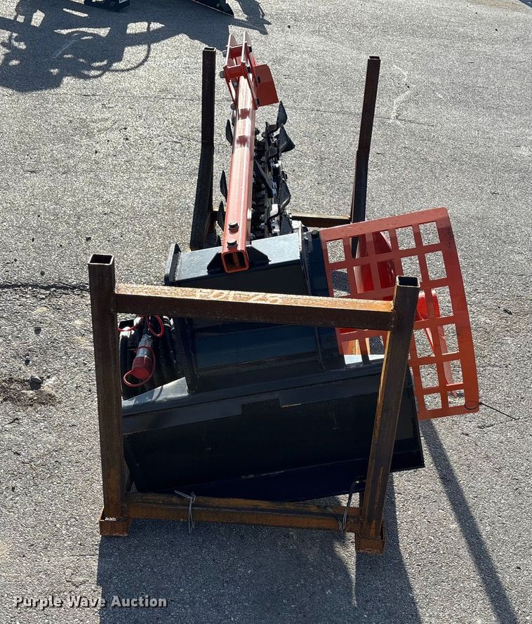 image for item EE4092 2025 MMS X39 compact utility loader trencher