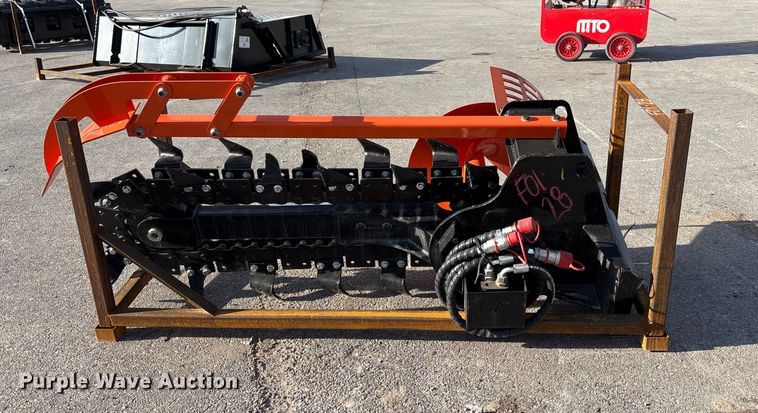 image for item EE4092 2025 MMS X39 compact utility loader trencher