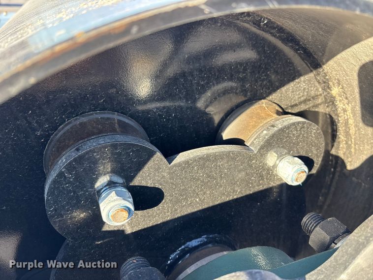 image for item EE4098 2025 GIYI GY-VR72 skid steer vibratory roller