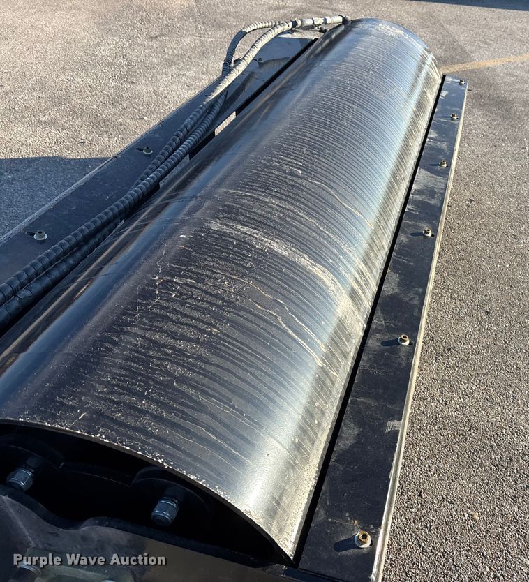 image for item EE4098 2025 GIYI GY-VR72 skid steer vibratory roller