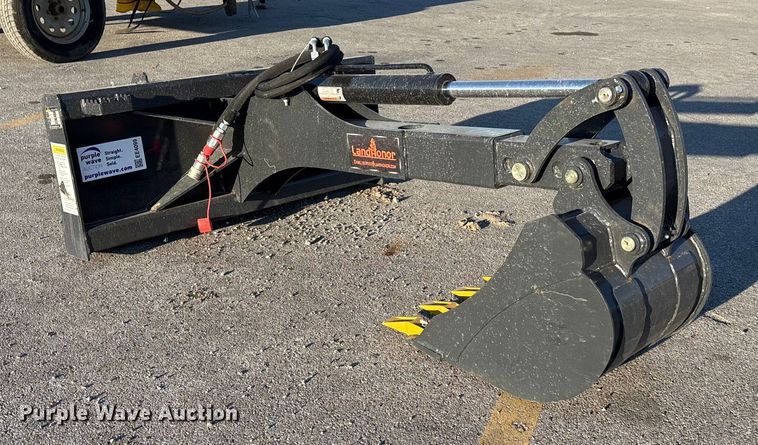 image for item EE4099 2025 Landhonor BH-12-72D skid steer backhoe